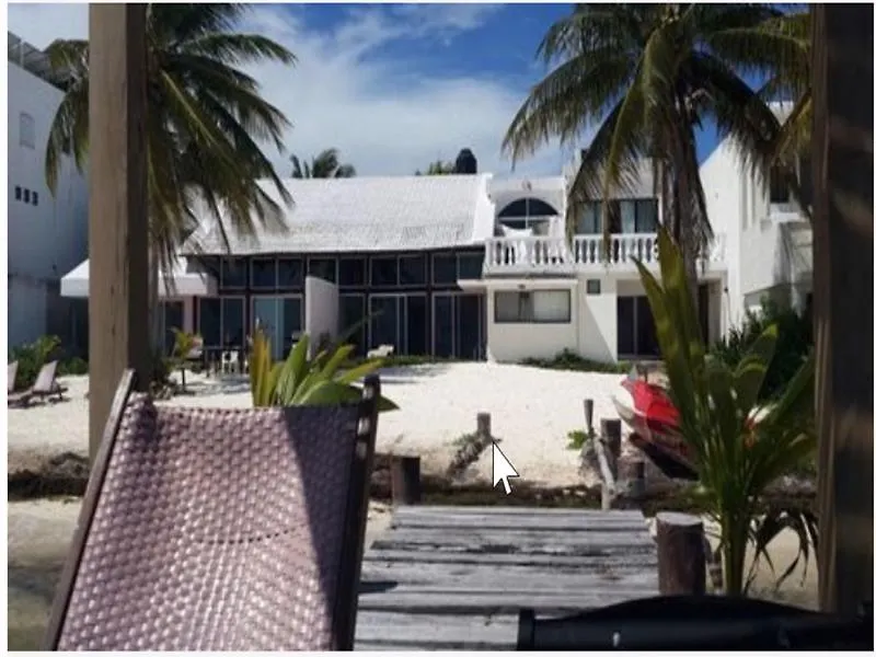 Mayambe Private Village Cancún 3*,
